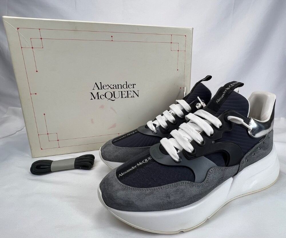 Alexander McQueen Oversized - US11 - SPB-CA 361526